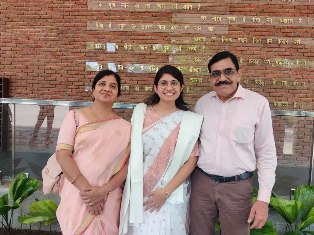 ARADHANA CHAUHAN IAS With His Parents