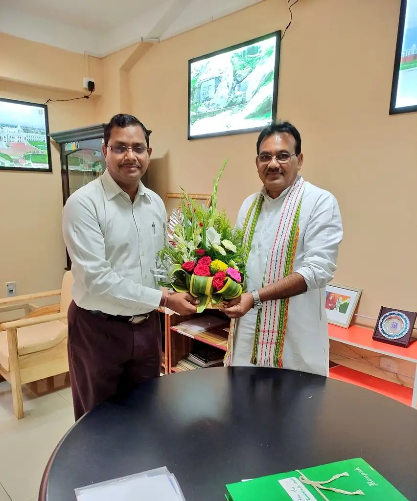 IAS Puneet Agarwal