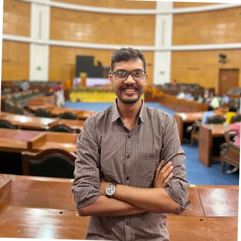 Pranav Vijayvergiya IAS