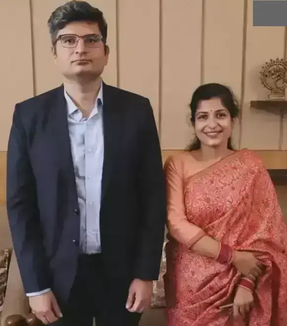 Sandeep Tewari IAS With His Wife