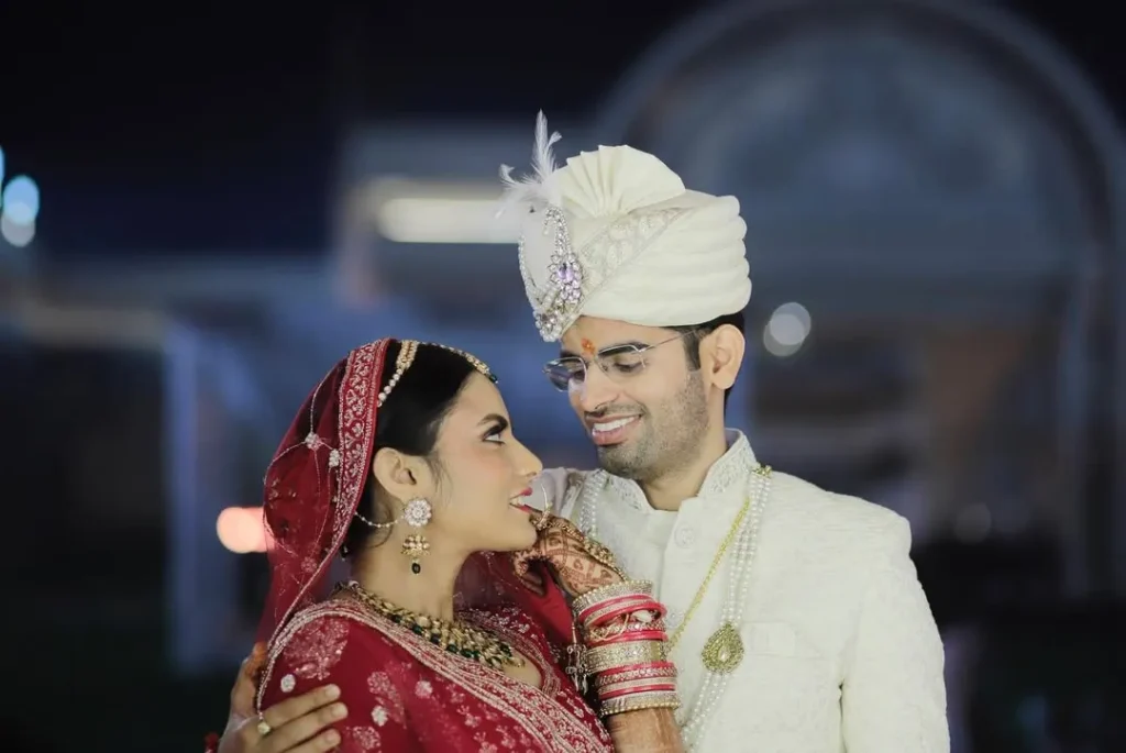 IAS AVDHESH MEENA WIth His Wife Pallavi Bohra