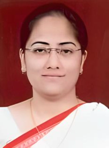 IAS SHIVANGI SWARNKAR