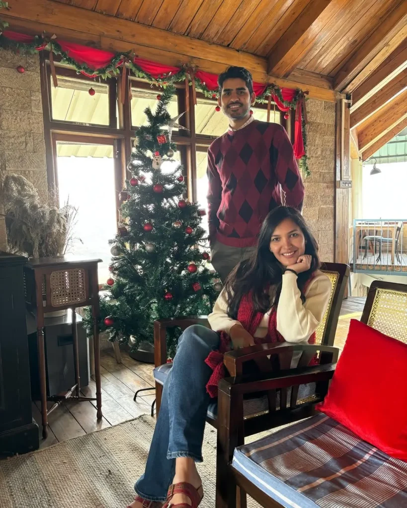 Kanishak Kataria ias With his Wife Sonal Chauhan
