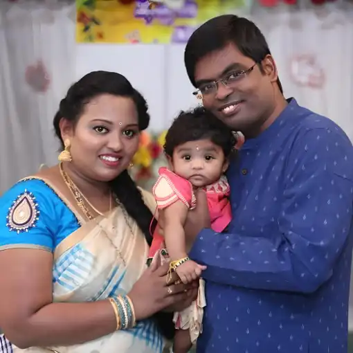 Balaji D K IAS With His Wife And Daughter