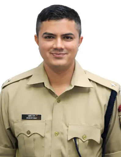 IPS Akshay Raj Makwana