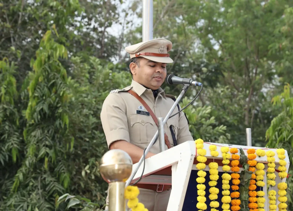 IPS Himkar Singh