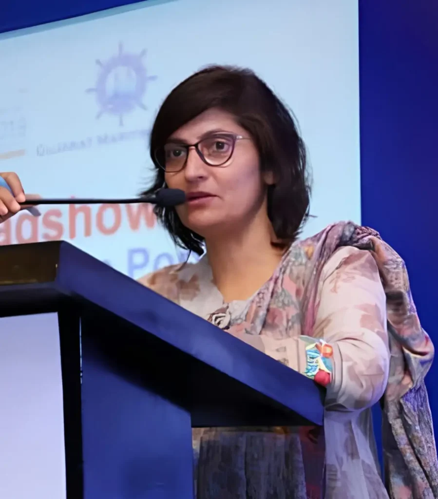 Sunaina Tomar IAS