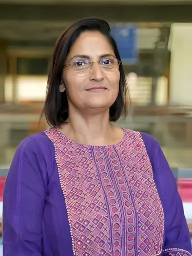 Sunaina Tomar IAS Gujarat