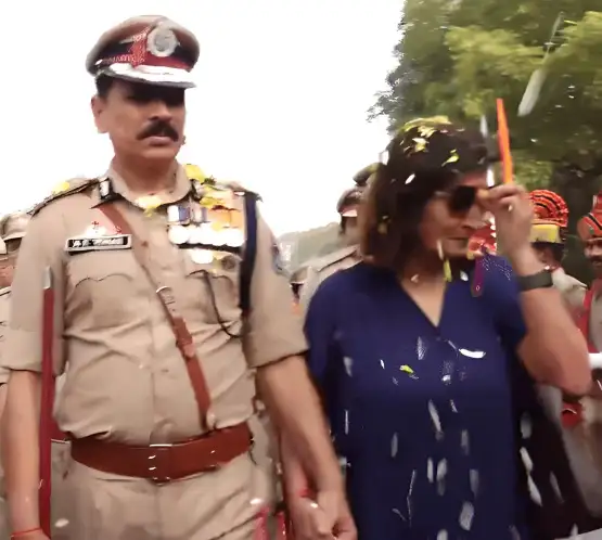 Sunaina Tomar IAS With Her Husband